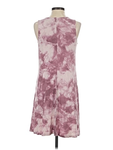 Old Navy Casual Dress (view 2)