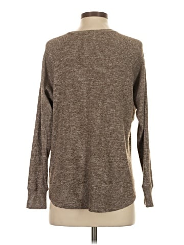 American Eagle Outfitters Pullover Sweater (view 2)