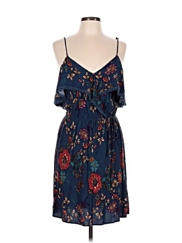 Xhilaration Casual Dress (view 1)