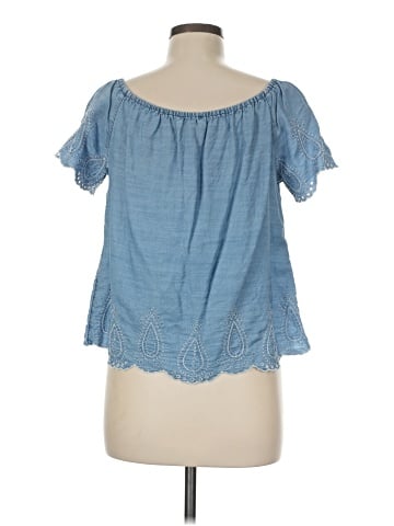 Forever 21 Short Sleeve T-Shirt (view 2)