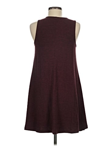 Old Navy Casual Dress (view 2)