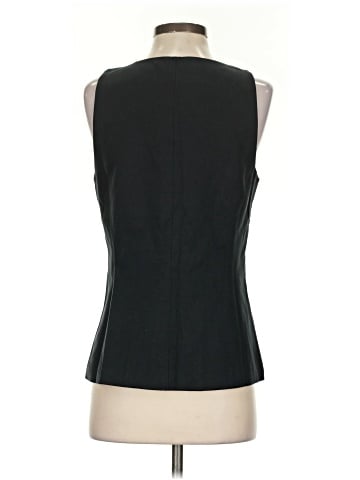 Madewell Crewneck Cutaway Vest in Drapey Twill (view 2)