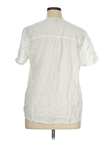 Vince Camuto Short Sleeve T-Shirt (view 2)