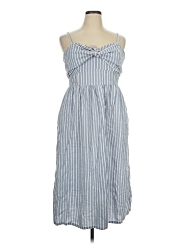 Old Navy Casual Dress (view 1)