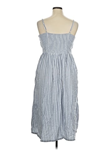 Old Navy Casual Dress (view 2)