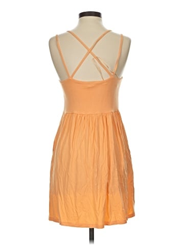 Old Navy Casual Dress (view 2)