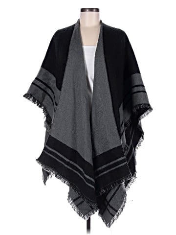 Woolrich Poncho (view 1)