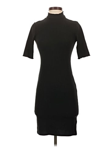 Urban Outfitters Casual Dress (view 1)
