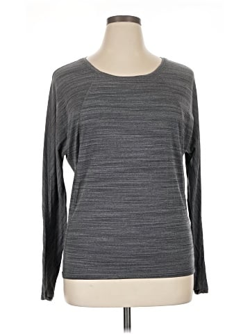 Lululemon Athletica Long Sleeve T-Shirt (view 1)