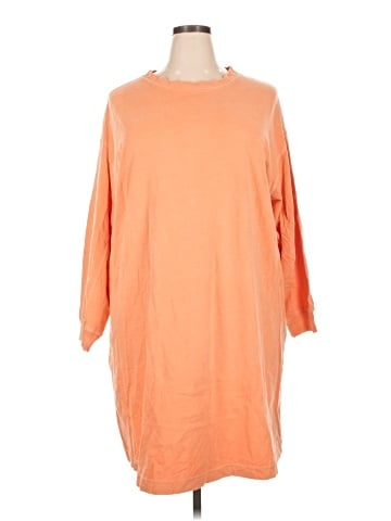 Old Navy 3/4 Sleeve T-Shirt (view 1)
