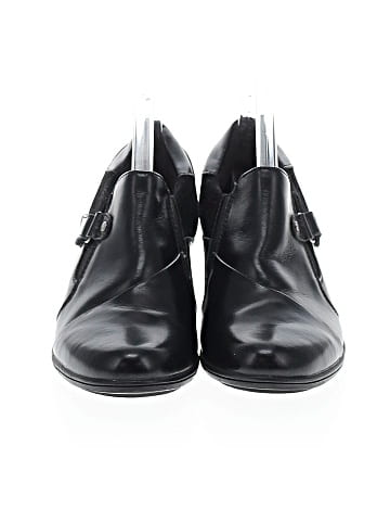 Earth Origins Ankle Boots (view 2)