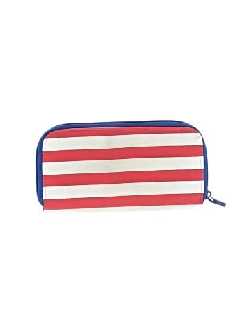Unbranded Wallet (view 2)