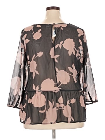 Old Navy 3/4 Sleeve Blouse (view 2)