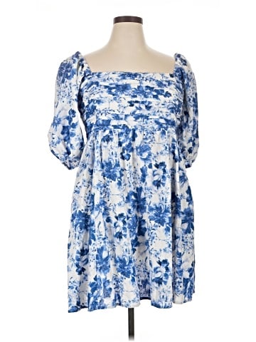 Abercrombie & Fitch Casual Dress (view 1)