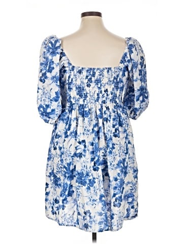 Abercrombie & Fitch Casual Dress (view 2)
