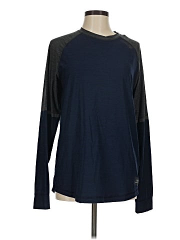 American Eagle Outfitters Long Sleeve T-Shirt (view 1)