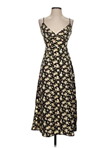 Forever 21 Casual Dress (view 1)