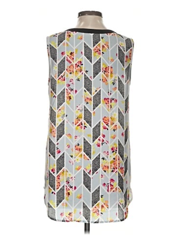 CAbi Sleeveless T-Shirt (view 2)
