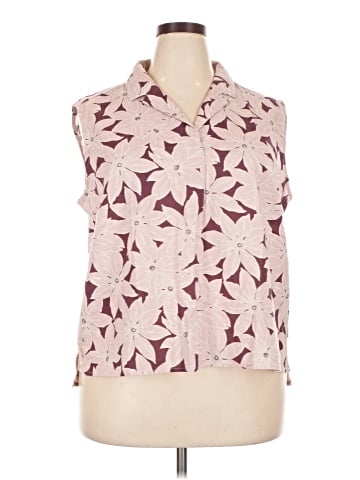 Eddie Bauer Sleeveless Button-Down Shirt (view 1)