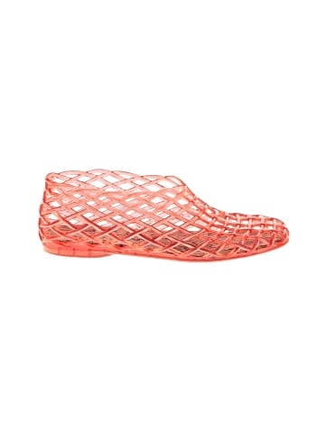 Unbranded Flats (view 1)