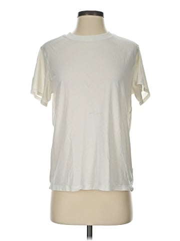 Lululemon Athletica Short Sleeve T-Shirt (view 1)