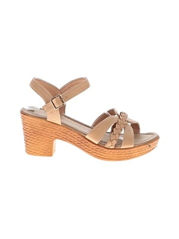 Unbranded Wedges (view 1)