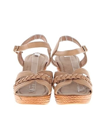 Unbranded Wedges (view 2)