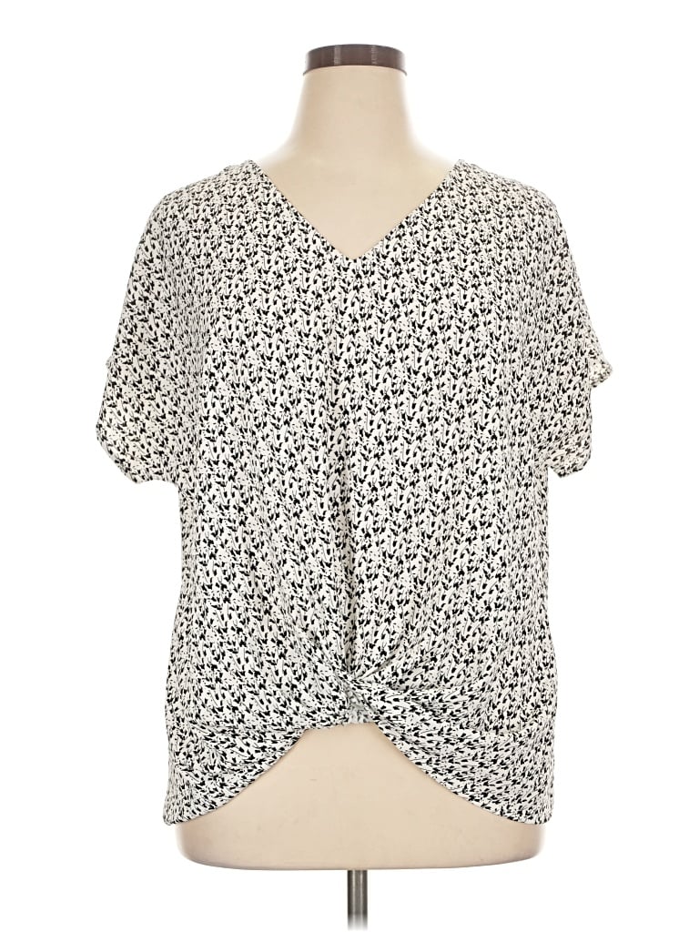 Pre-owned Acoa Collection Short Sleeve Blouse In Ivory
