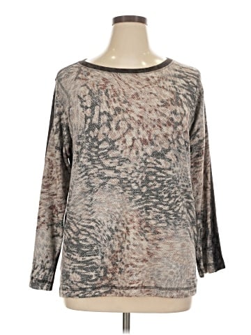 Nally & Millie 3/4 Sleeve Top (view 1)
