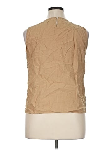Unbranded Sleeveless T-Shirt (view 2)