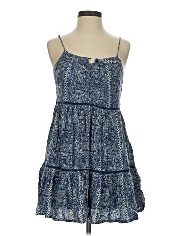 Urban Outfitters Casual Dress (view 1)