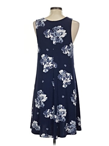 Old Navy Casual Dress (view 2)