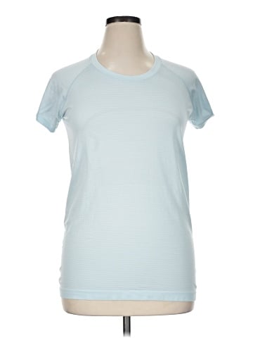 Lululemon Athletica Short Sleeve T-Shirt (view 1)