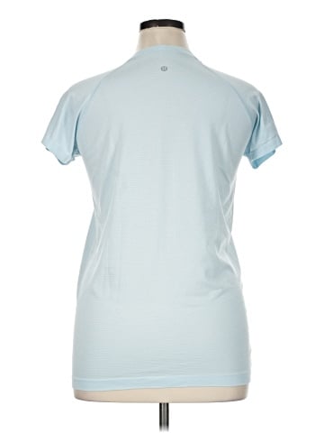 Lululemon Athletica Short Sleeve T-Shirt (view 2)