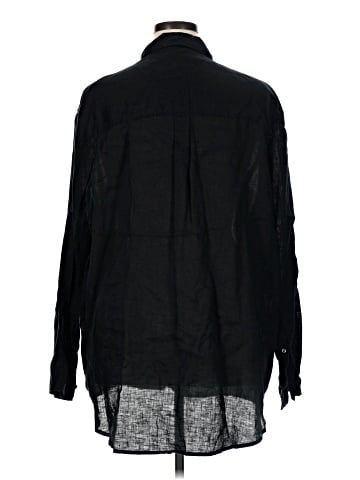 Gap Long Sleeve Button-Down Shirt (view 2)