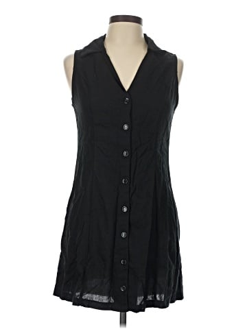 Monteau Sleeveless Button-Down Shirt (view 1)