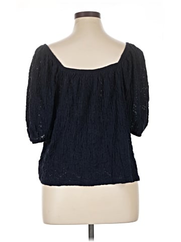 Old Navy Short Sleeve Blouse (view 2)