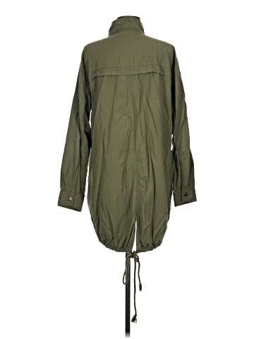 BP. Raincoat (view 2)