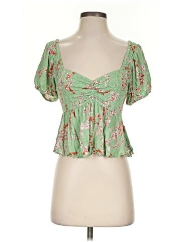 Urban Outfitters Short Sleeve T-Shirt (view 1)