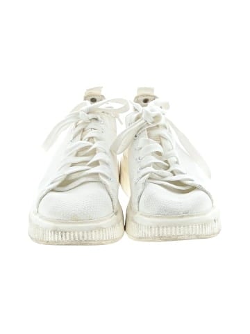 BP. Sneakers (view 2)