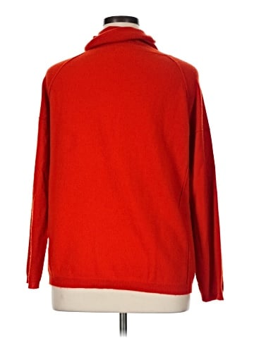 In Cashmere Cashmere Pullover Sweater (view 2)