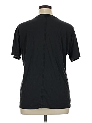 Lululemon Athletica Short Sleeve T-Shirt (view 2)
