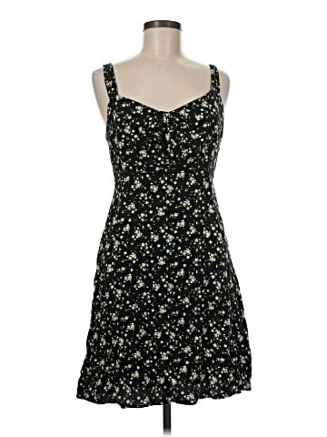 Old Navy Casual Dress (view 1)