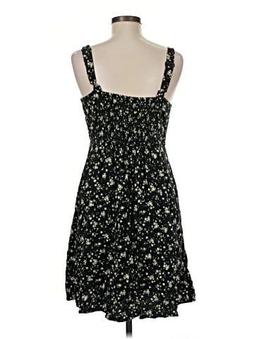 Old Navy Casual Dress (view 2)