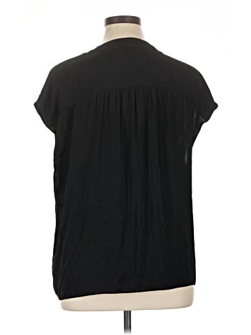 Maison d' Amelie Short Sleeve Blouse (view 2)