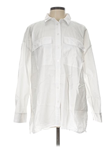 Madewell The Signature Poplin Oversized Button-Up Shirt: Flap-Pocket Edition (view 1)