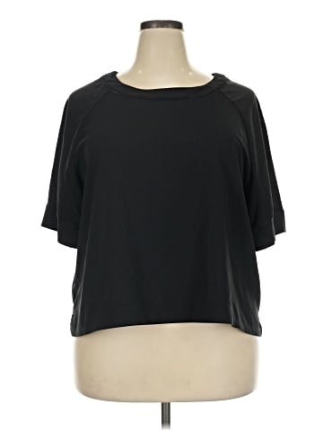 Ava & Viv Short Sleeve Top (view 1)