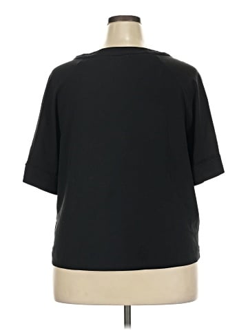 Ava & Viv Short Sleeve Top (view 2)