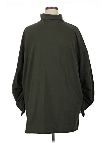 Peruvian Connection Poncho (view 1)