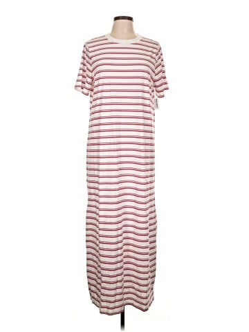 Old Navy Casual Dress (view 1)